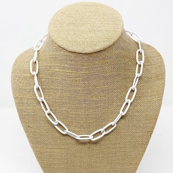 White Paper Clip Chain Necklace Matte White - Picture 4 of 4